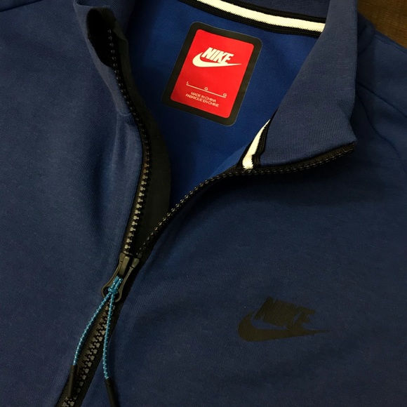 Nike zip up jacket - Picture 2 of 8